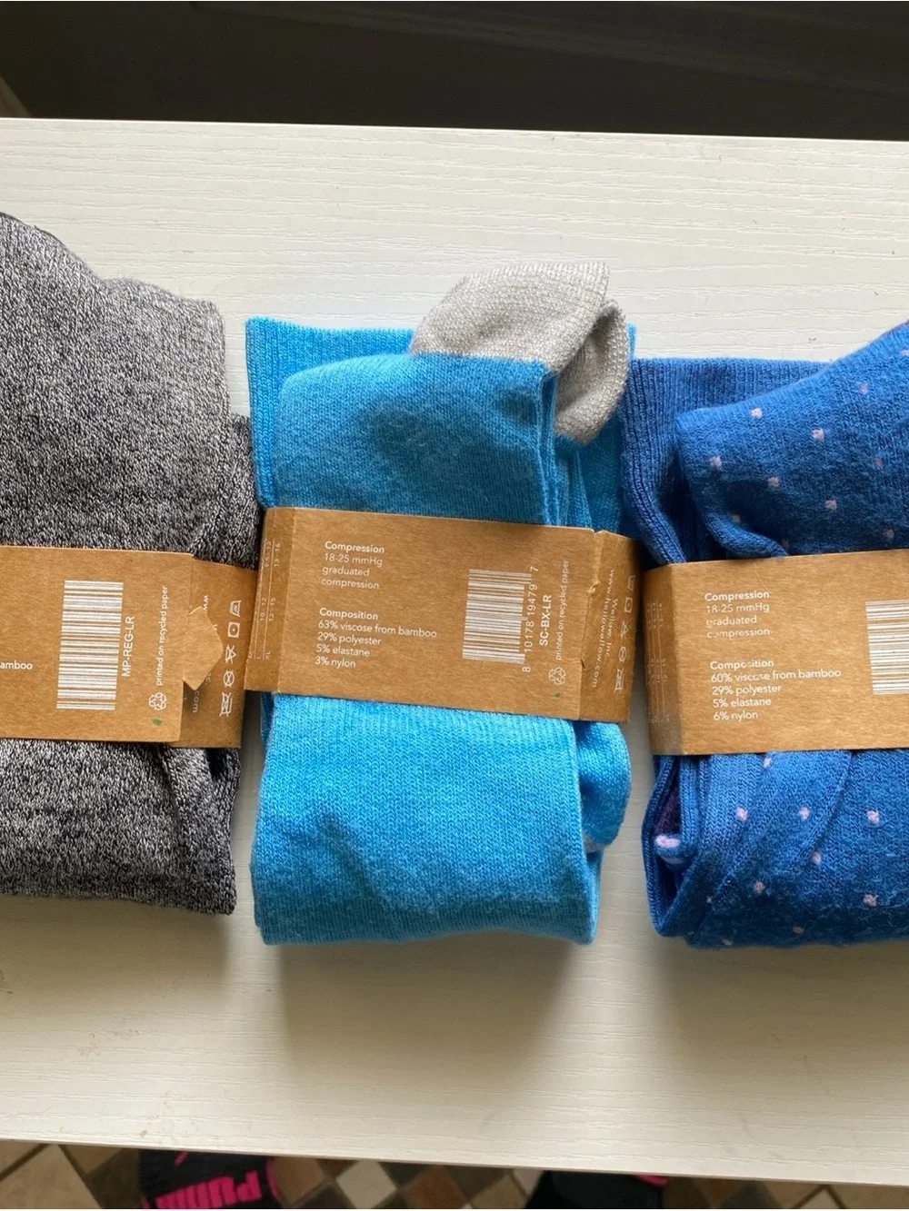 Wellow compression Crew Socks - Gray, Teal, Blue (3-Pack) size large